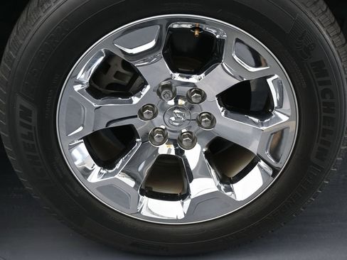 Used 2021 RAM 1500 Big Horn RWD image 41