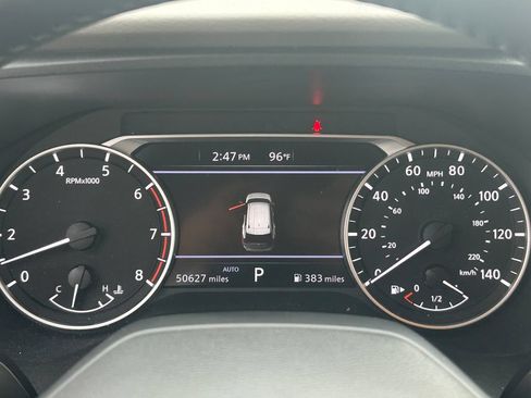 Used 2025 Nissan Rogue SV AWD/4WD image 19