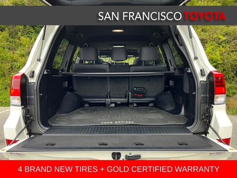 Certified 2020 Toyota Land Cruiser Heritage Edition AWD/4WD image 43