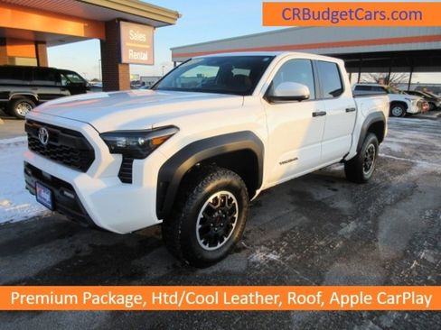 Used 2025 Toyota Tacoma TRD Off-Road image 1