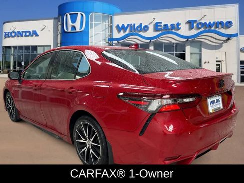 Used 2022 Toyota Camry SE image 7