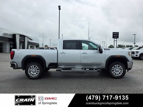 Used 2022 GMC Sierra 2500 SLT AWD/4WD image 9
