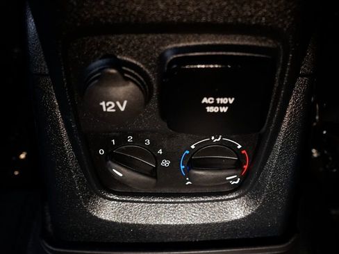 Used 2021 Ford Transit Connect XL image 32