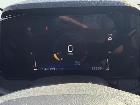 Used 2024 Chevrolet TrailBlazer RS w/ Convenience Package AWD/4WD image 10