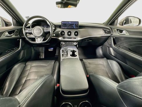 Used 2022 Kia Stinger GT2 AWD/4WD image 28