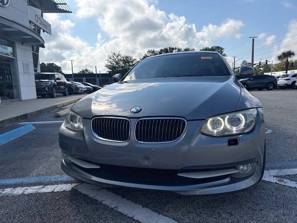 Used 2011 BMW 328i xDrive Coupe AWD/4WD image 29