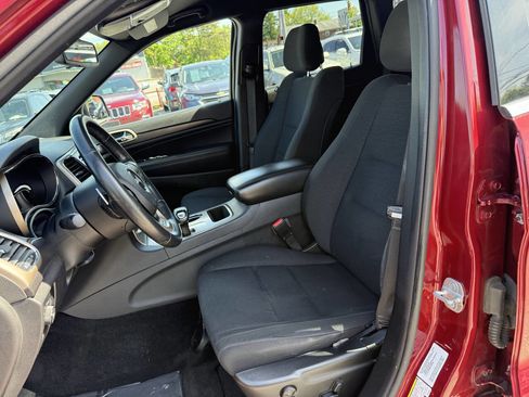 Used 2014 Jeep Grand Cherokee Laredo w/ Quick Order Package 23E AWD/4WD image 7