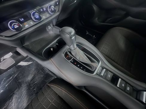Used 2024 Honda HR-V Sport image 25