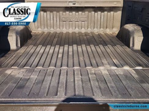 Used 2025 GMC Sierra 1500 Elevation image 30