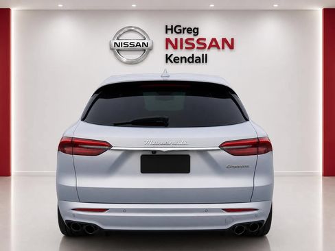 Used 2024 Maserati Grecale GT AWD/4WD image 10