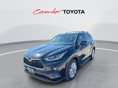 New 2025 Toyota Highlander Limited