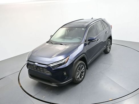 Used 2025 Toyota RAV4 Limited w/ Advanced Technology Package AWD/4WD image 32