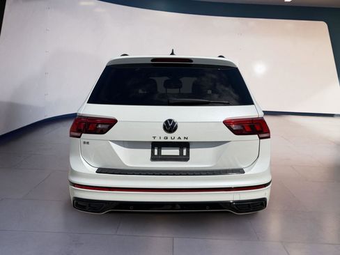 Used 2022 Volkswagen Tiguan SE R-Line FWD image 4