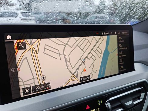 Used 2025 BMW X4 xDrive30i w/ Premium Package image 29