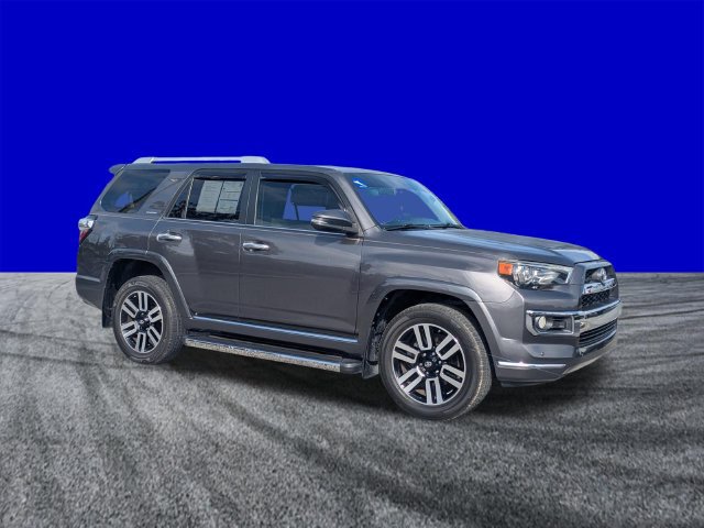 Used 2018 Toyota 4Runner Limited AWD/4WD image 2