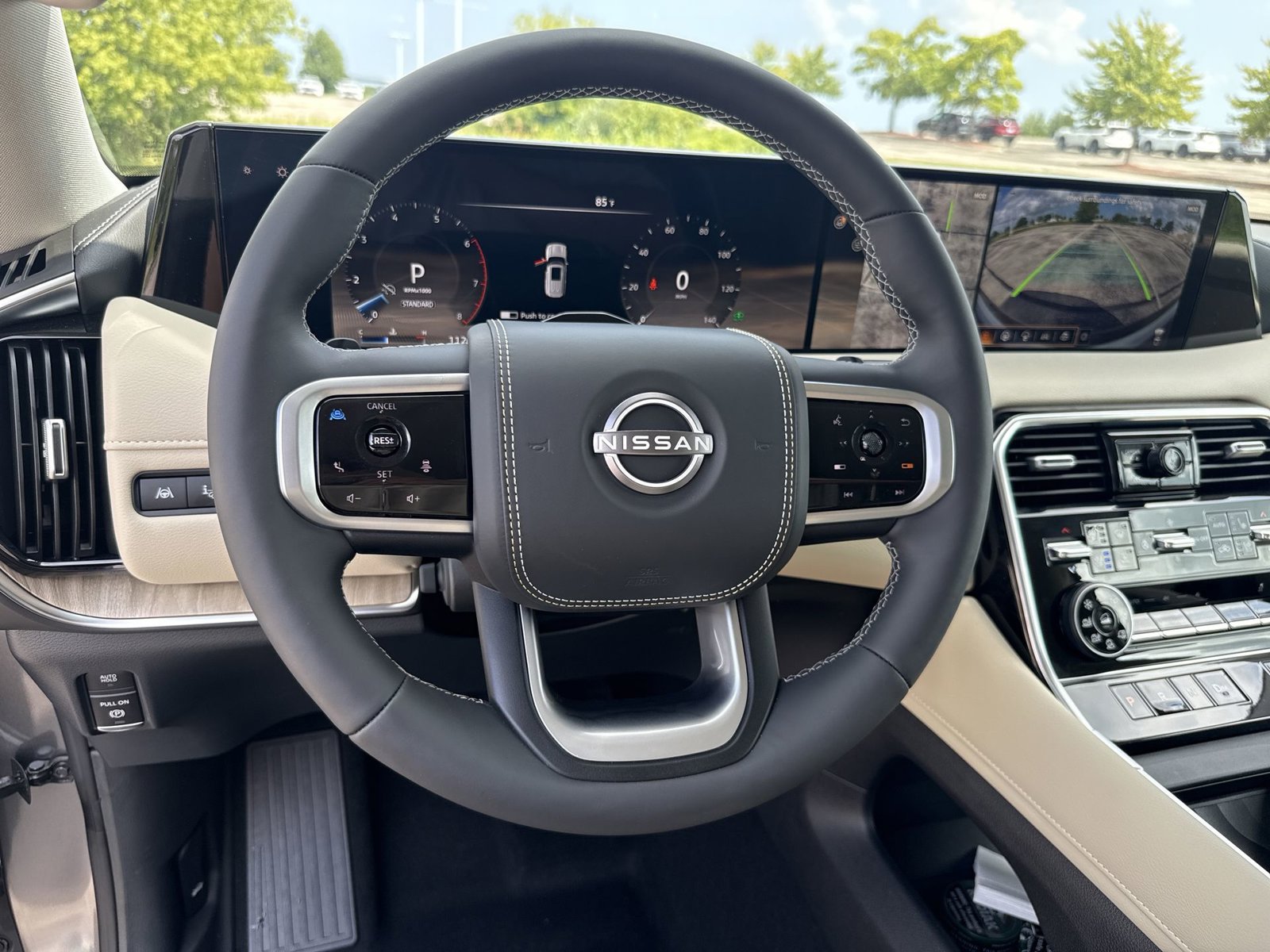 Used 2026 Nissan Armada Platinum Reserve AWD/4WD image 36