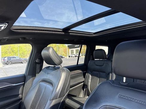 Used 2022 Jeep Grand Cherokee L Overland image 13