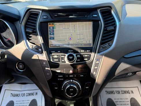 Used 2013 Hyundai Santa Fe Limited w/ Technology Pkg image 19