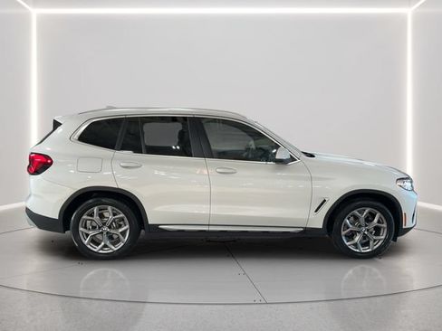 Used 2024 BMW X3 xDrive30i w/ Premium Package w/ZPA AWD/4WD image 7