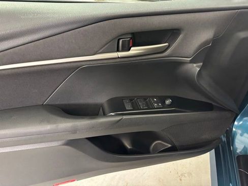 Used 2025 Toyota Camry LE image 10