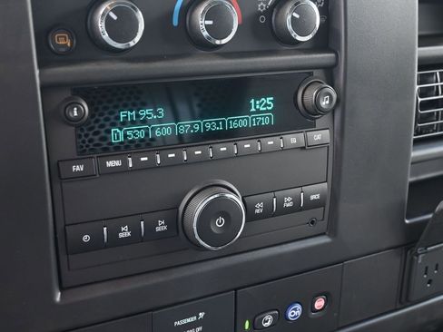 New 2025 GMC Savana 2500 w/ Driver Convenience Package image 19