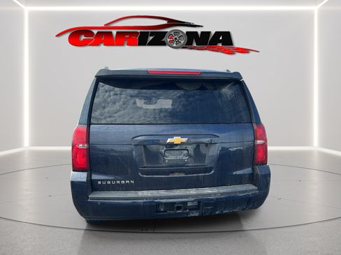 Used 2018 Chevrolet Suburban LT RWD image 7