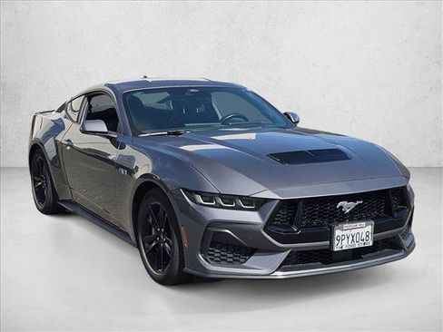 Used 2024 Ford Mustang GT RWD image 3