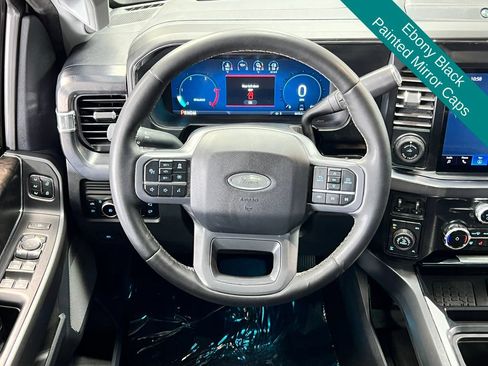 Used 2025 Ford F350 Lariat w/ Lariat Ultimate Package AWD/4WD image 16