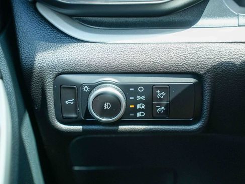 Certified 2023 Ford Explorer XLT w/ Equipment Group 202A AWD/4WD image 30