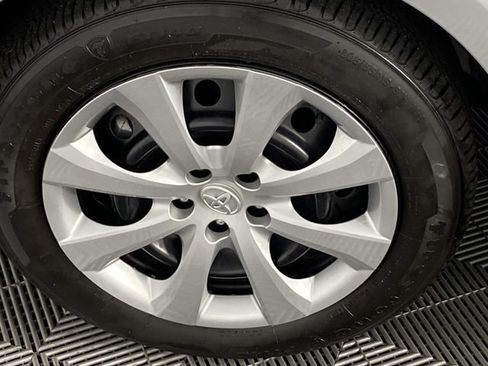Used 2025 Toyota Corolla LE FWD image 25