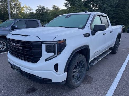 Used 2023 GMC Sierra 1500 Pro w/ Graphite Edition AWD/4WD image 2
