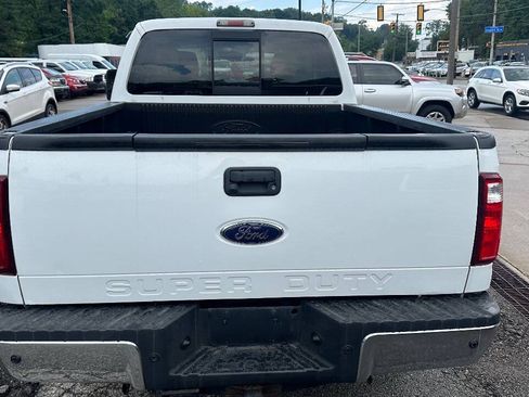 Used 2011 Ford F250 Lariat w/ Chrome Pkg AWD/4WD image 5