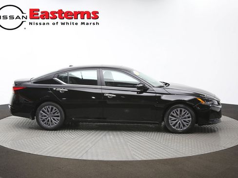Used 2023 Nissan Altima 2.5 SV w/ SV Premium Package FWD image 48