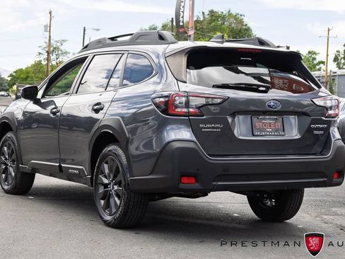 Used 2025 Subaru Outback Onyx Edition AWD/4WD image 16