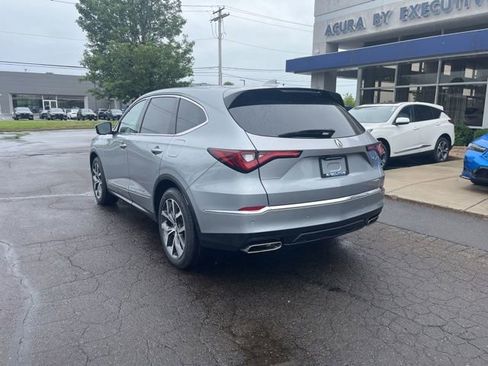 Used 2023 Acura MDX SH-AWD w/ Technology Package image 10