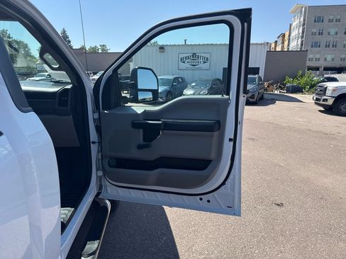Used 2020 Ford F250 XL w/ XL Value Package AWD/4WD image 13