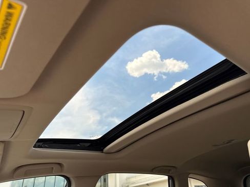 Used 2019 Honda CR-V Touring image 19
