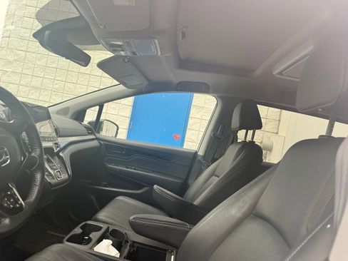 Used 2024 Honda Odyssey Touring image 8