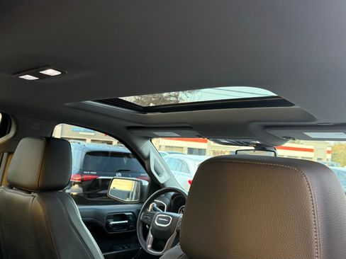 Used 2022 GMC Sierra 1500 Denali w/ Denali Premium Package image 31