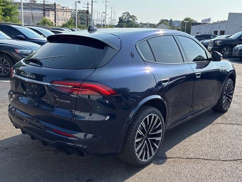 Used 2023 Maserati Grecale Modena AWD/4WD image 6