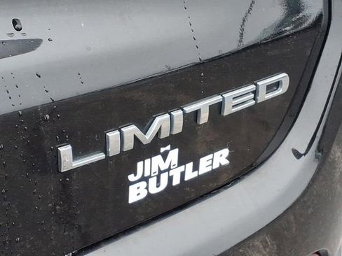 Used 2018 Jeep Compass Limited w/ Navigation Group image 27