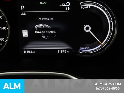 Used 2024 Genesis G80 image 61