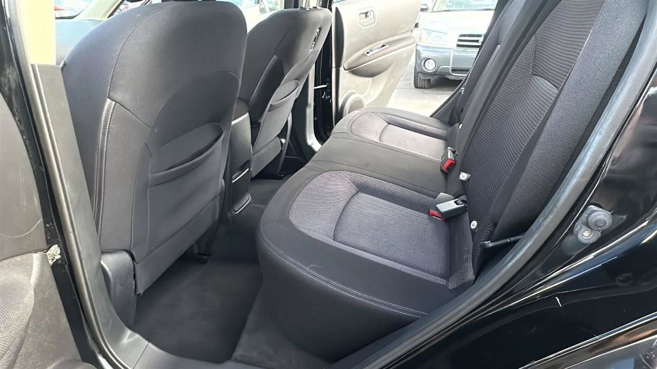Used 2012 Nissan Rogue SV w/ Premium Pkg AWD/4WD image 23