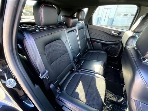 Used 2025 Ford Escape ST-Line image 27