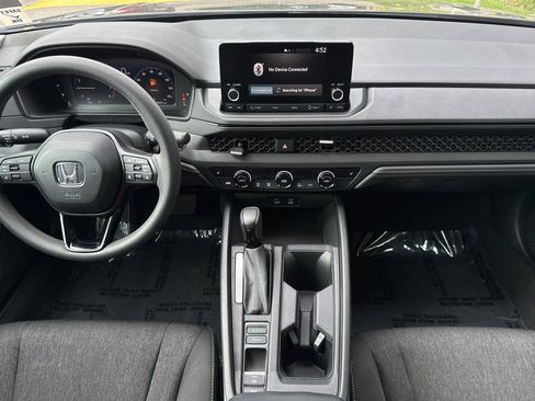Certified 2023 Honda Accord EX image 13