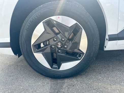 New 2025 Hyundai Kona SEL image 35