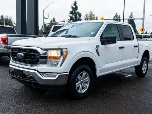 Used 2022 Ford F150 XLT image 3