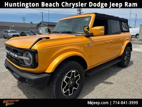 Used 2021 Ford Bronco Outer Banks AWD/4WD image 1