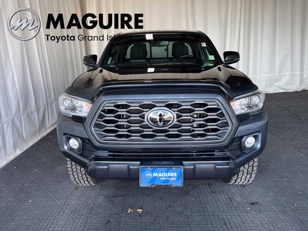 Used 2021 Toyota Tacoma TRD Off-Road w/ Technology Package AWD/4WD image 30