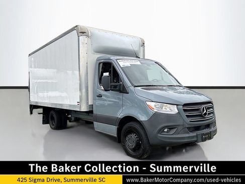 Used 2024 Mercedes-Benz Sprinter 4500 image 1